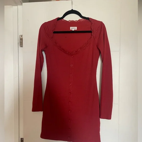 long vintage dress White Embroidered Dress – Long Sleeves